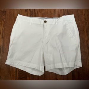 Old navy white shorts size 6